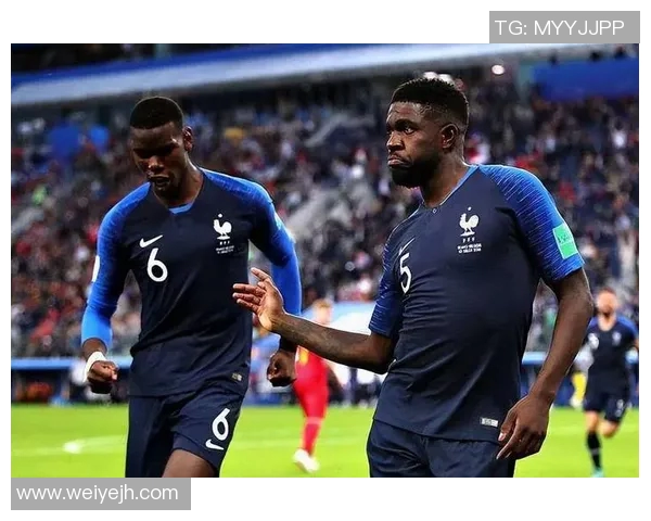 足球明星逐渐黑化现象解析与背后原因探讨